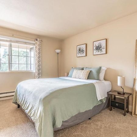 Modern And Spacious Apartment- Gym, Wifi, Free Parking Seattle Luaran gambar
